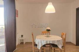 270 sq.m. twin house with garden 10 minutes to the beach