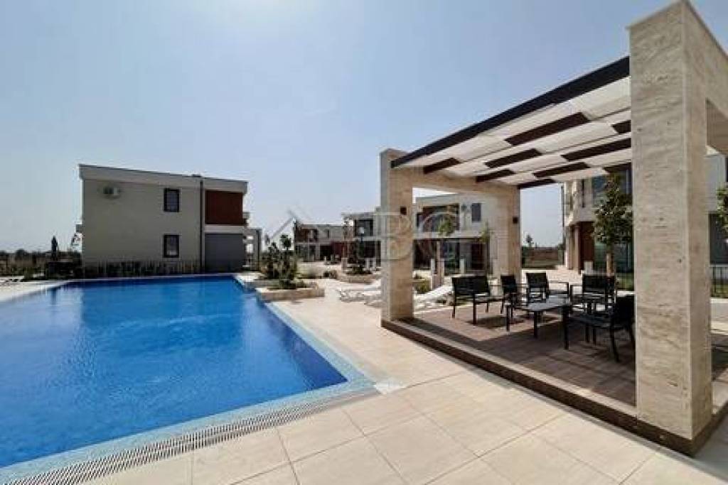 Modern Two-Story House with Sea and Pool Views in Victoria Sunset, Pomorie