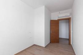 Bright Apartment with Sea View in Budva