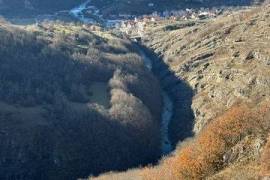 Spacious Mountain Plot in Pristine Nature – Perfect for Various Uses