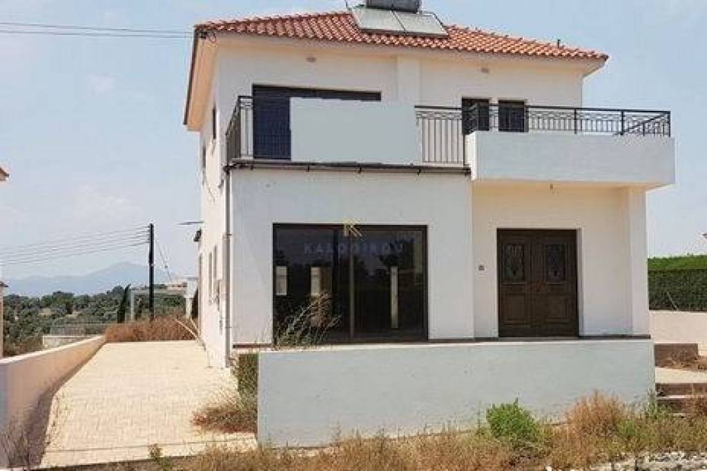 Incomplete Residential Development in Mazotos, Larnaca