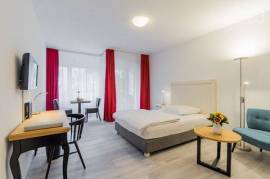 Pretty, spacious studio (Wilmersdorf) ( Category S )