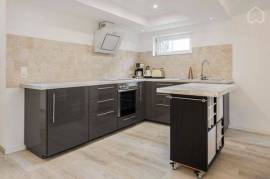 Spacious, fantastic suite in Bonn