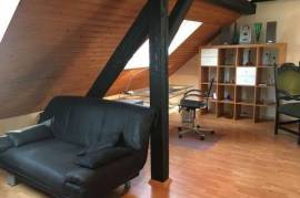 Comfortable, central loft inmidst of „green belt“ - cleaning included