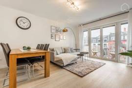 Newly refurbished home in Frankfurt with Skyline view