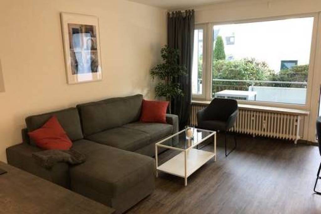 Nice cute Flat newly renovated in the attractive South West of Munich