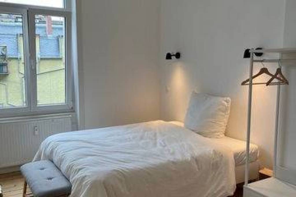 Nice, sunny and modern flat in Wiesbaden, fully equipped.