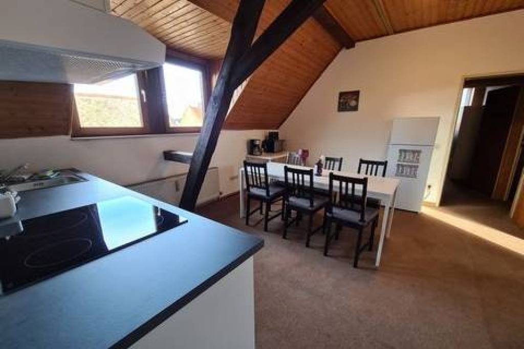 Large house on 2 floors for up to 12 people in Alzey