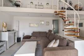 New 3 room penthouse apartment with 30m2 terrace, fitted kitchen & private parking space in Meerbusch