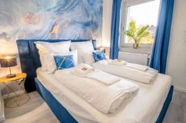 Comfort Suite | Family+Business