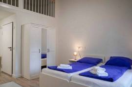 Modern, awesome suite in Esgrus