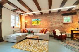 AVAHOME: Stylish apartment for 6 in Kandel / near Karlsruhe, WiFi, parking, Netflix, kitchen, Nespresso, washing machine, dryer
