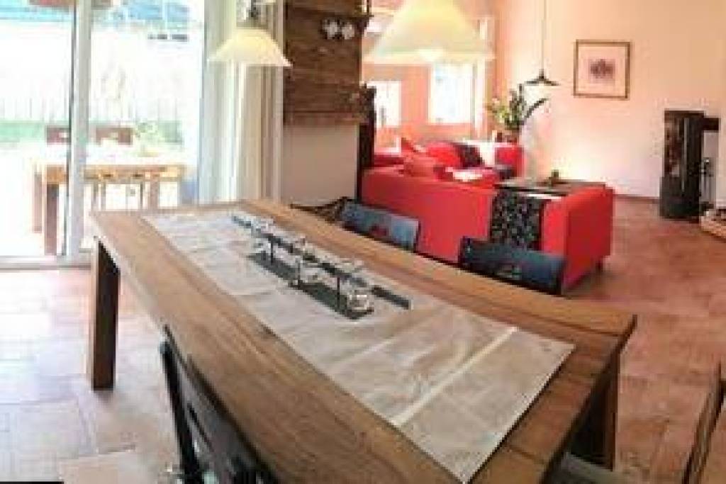 Voll möbliertes Haus mit Dachterrasse und in Strandnähe