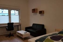 Small but nice: 1.5 rooms in the Unionviertel - close to the center and still quiet!
