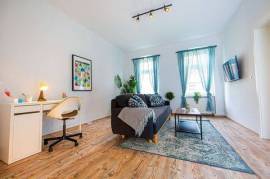 Cosy & bright apartment w/great transport links