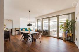 178m² large - 5 room apartment with office and terrace in Berlin Mitte