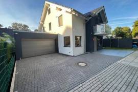 Quiet & fashionable house for rent Quiet & fashionable house for rent