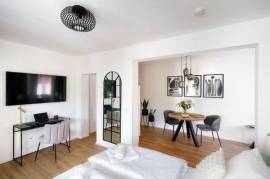 STAYTONA | Parking | Balkony | WI-FI | Netflix | WFH