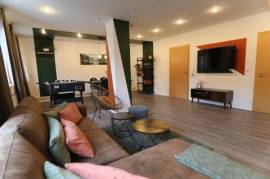⸨⸩ Oasis in the center: Modern, stylish & spacious ⸨⸩