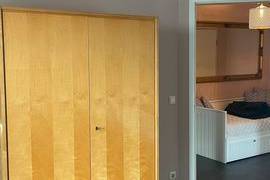 Apartment im Elbtal Meißen-Dresden, alle 10 Tage Reinigung, Handtücher, Bettwäsche inkludiert, W-Lan + Magenta TV ,Parkplatz, Balkon. TOP!