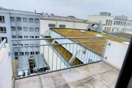 Attractive 3-Room Terrace Apartment with Two Balconies in Central Saarbrücken* *Short-Term Sublet (1.5 years) – Long-Term Lease Available