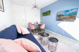 Noble Suite - Living & Work Place