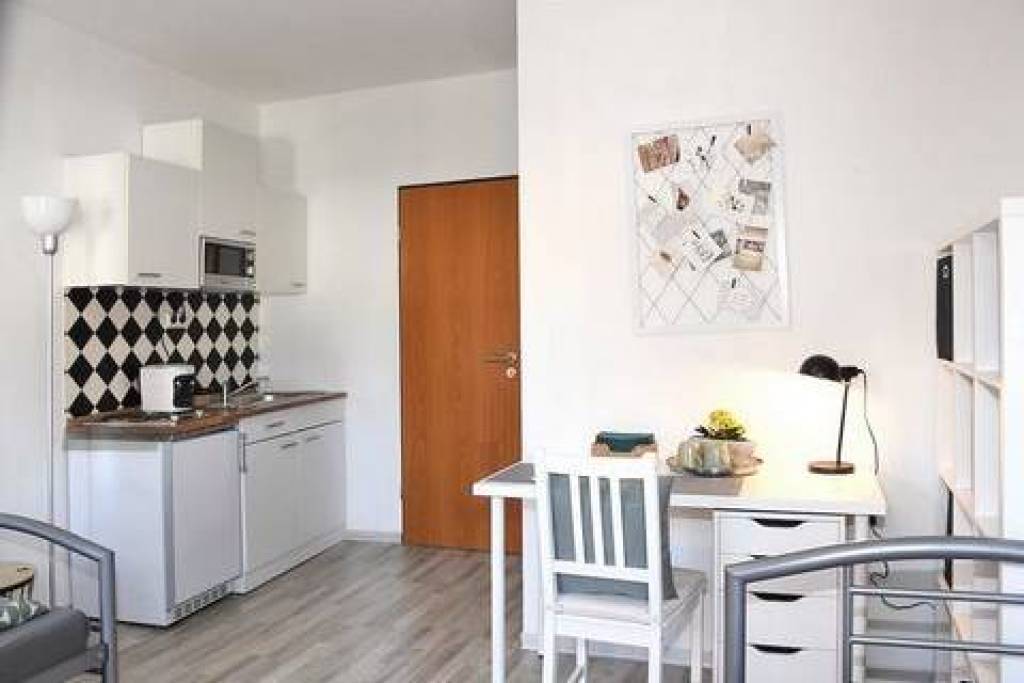 Lovingly Furnished Holiday/Worker Apartment in Völklingen