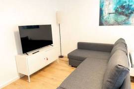 3-Bedroom Apartment with Terrace in Idstein – Perfect Connections & Comfort for Contractors & Business Travelers
