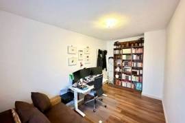 modern 1-room apartment (approx. 35 m²) fully furnished - Available for 3 months (April to June 2025)