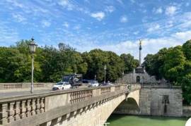 Heart of Munich, quite Maisonette, Private Balcony