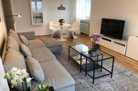 Long distance view over Kassel! Bright apartment in very popular residential area of Kassel.. Boarding in a prime location of Kassel