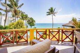 4 BEDROOM PENTHOUSE DIRECTLY ON KITE BEACH