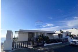 Luxury 3 Bed Villa For Sale In Manabi