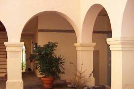 Commercial premises in Andalucian Cortijo in Pueblo Nuevo de Guadiaro, Sotogrande. From € 60.000.