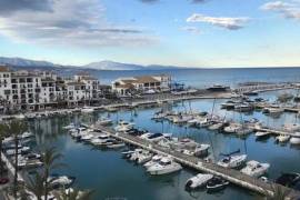 Off plan restaurant bar project in Duquesa port