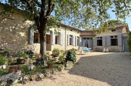 €170200 - Charming Village Home Between Ruffec and Mansle