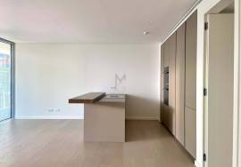 2-beds apartment, for rent next to the Tagus River