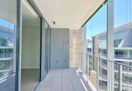 2-beds apartment, for rent next to the Tagus River