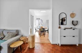 Completely Renovated 4 Bedroom Apartment in Portimão