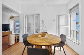 Completely Renovated 4 Bedroom Apartment in Portimão
