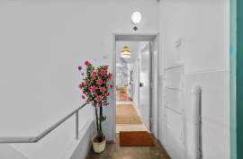 Completely Renovated 4 Bedroom Apartment in Portimão