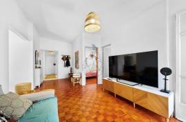 Completely Renovated 4 Bedroom Apartment in Portimão