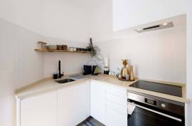 Completely Renovated 4 Bedroom Apartment in Portimão