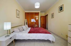 1 bedroom apartment with garage in the heart of Praia da Rocha