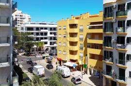 1 bedroom apartment with garage in the heart of Praia da Rocha