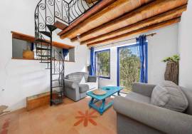 Charming 4-hectare farm for sale in idyllic Salto - São Bartolomeu de Messines