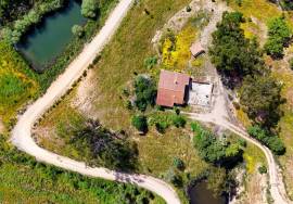 Charming 4-hectare farm for sale in idyllic Salto - São Bartolomeu de Messines