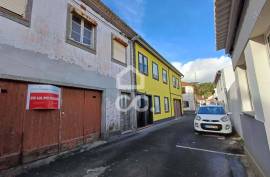 House with Garage in São Pedro House with Garage in São Pedro