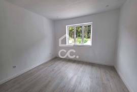 House with 2 apartments T2