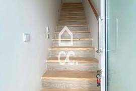 House with 2 apartments T2